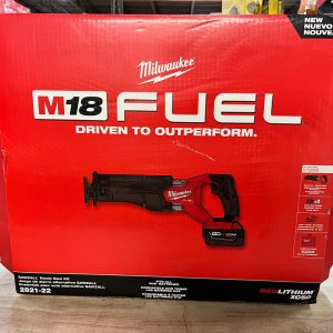 Milwaukee m18 FUEL SAWZALL Recip Saw Kit