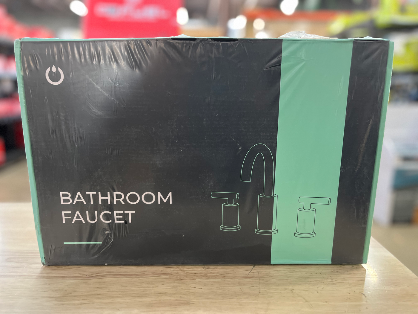 Two-Handle Bathroom Faucet 3-Hole Widespread Bathroom Sink Faucet