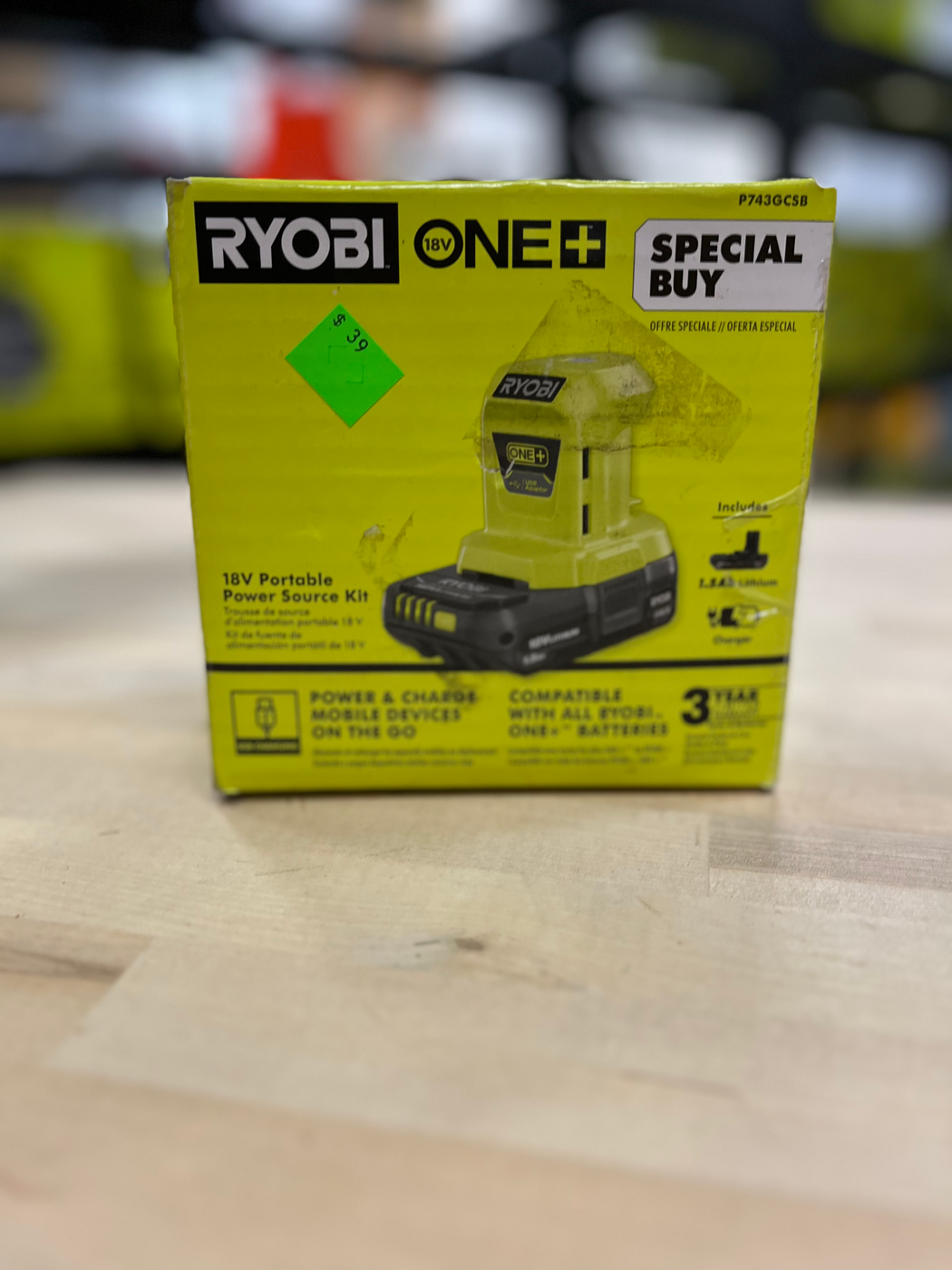 RYOBI ONE+ 18V Cordless Portable Power Source Starter Kit