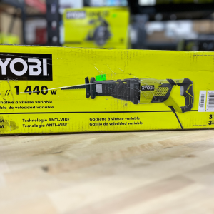 12 Amp Corded Reciprocating Saw