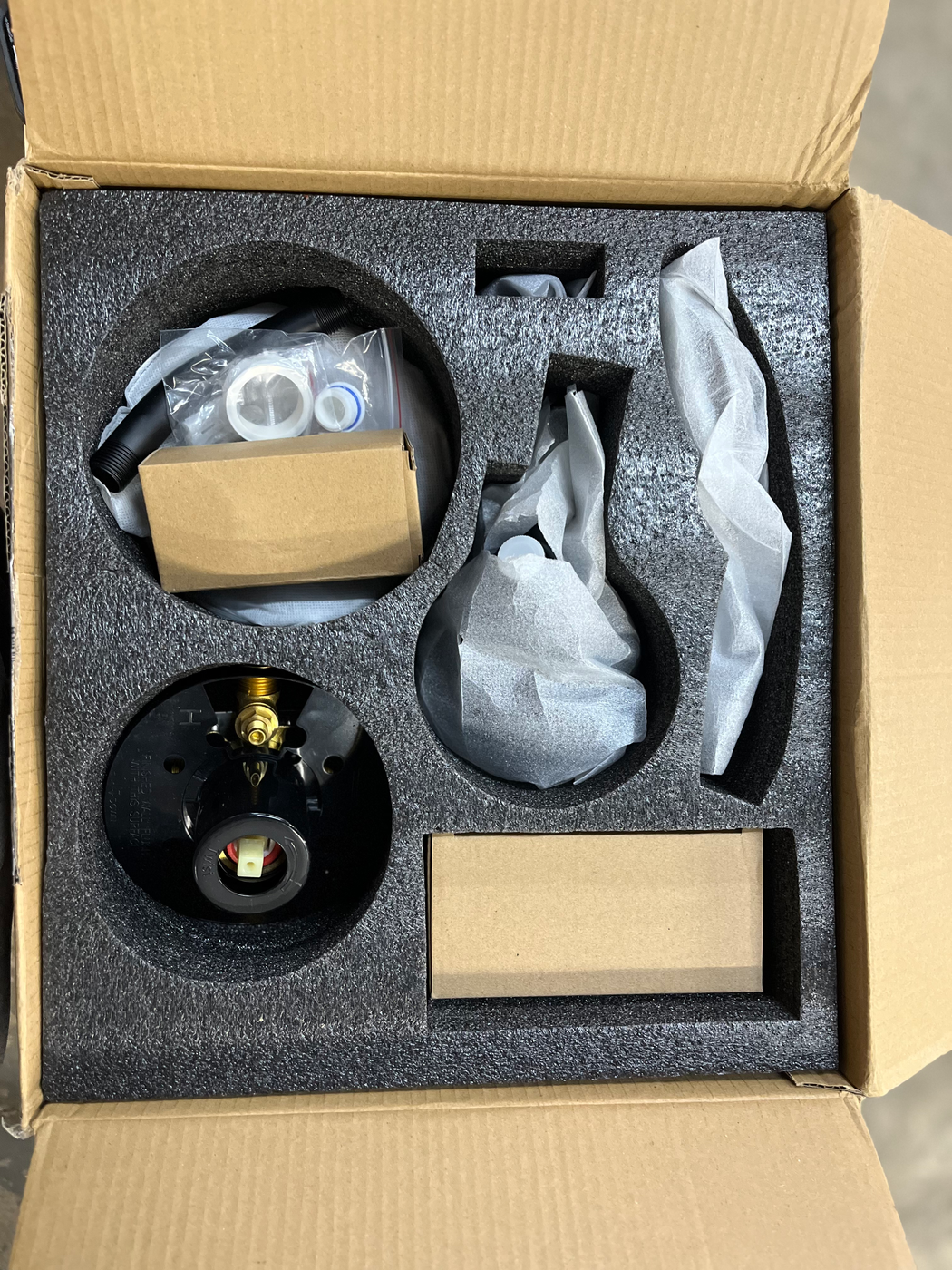 Cobbe Shower System Kit