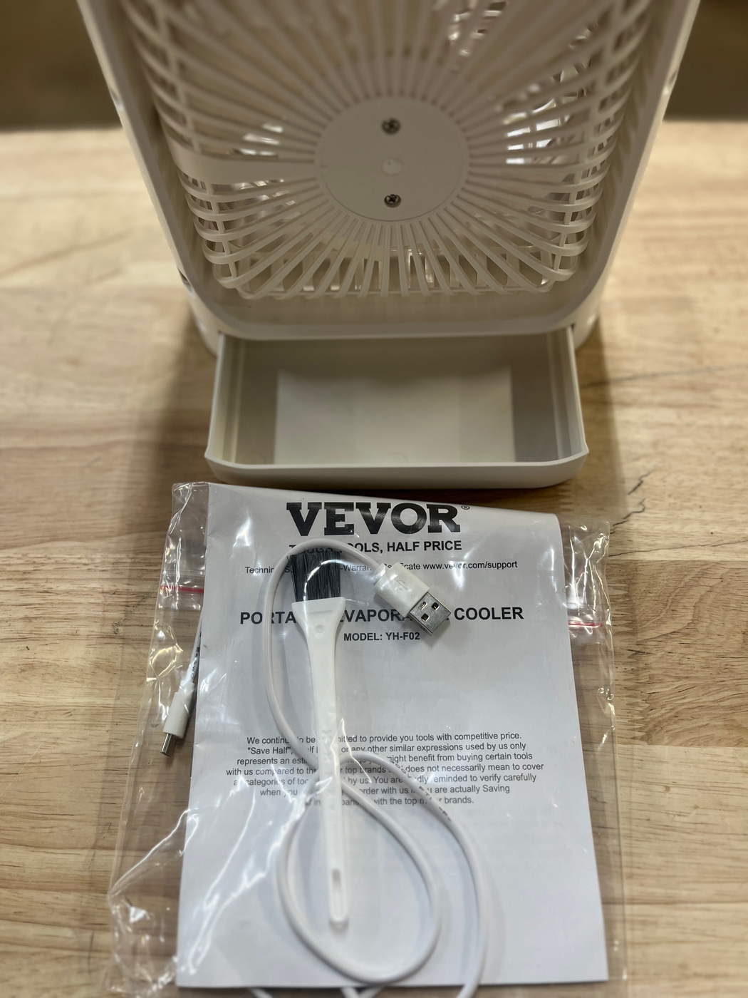 VEVOR Portable Air Conditioner, 4-in-1 Evaporative Air Cooler, 3-Speed Mini Air