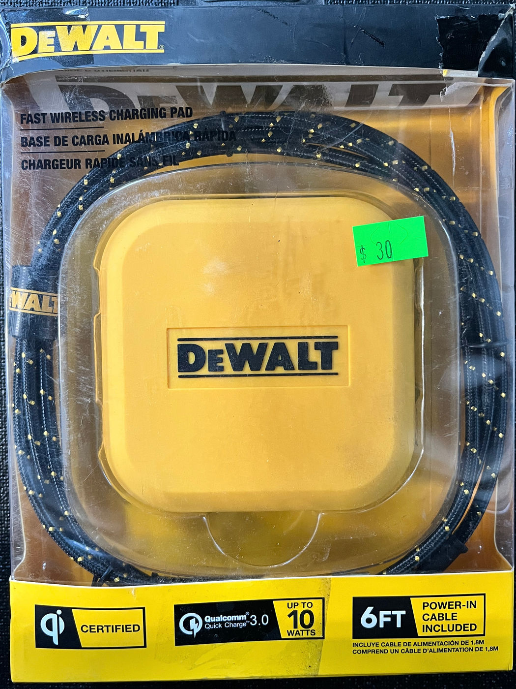 DEWALT Fast Wireless Charging Pad - Quick Charge for Any Qi Device